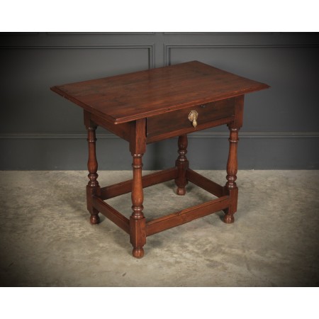 Early 18th Century Oak Side Table